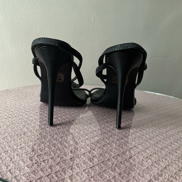Steve Madden Sandals - Picture 7 of 7
